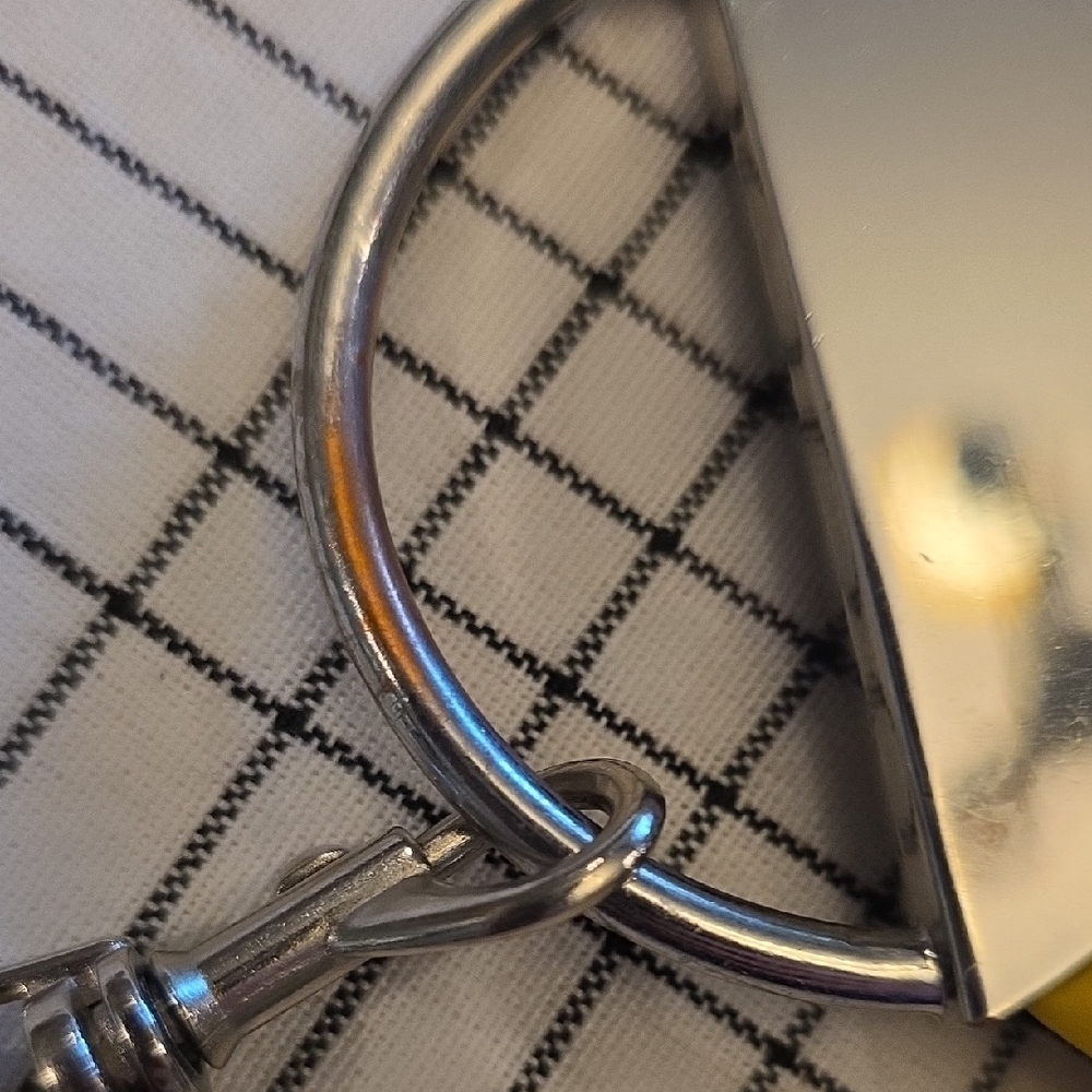 Chic Yellow Wristlet with Silver Accent - Picture 4 of 4